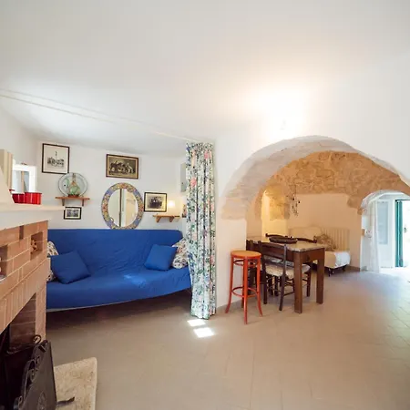 Trulli Girasoli E Viole Cocolicchio Room photo