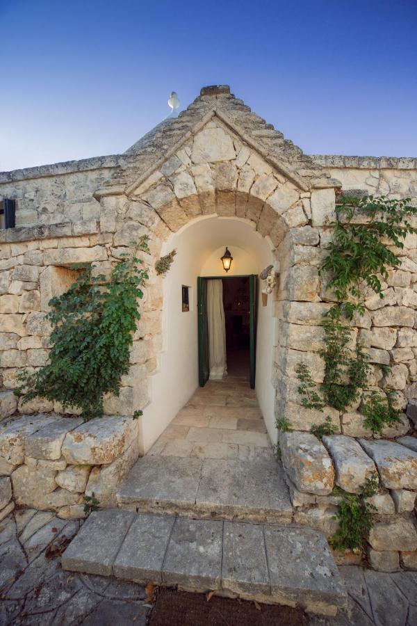 Trulli Girasoli E Viole Cocolicchio