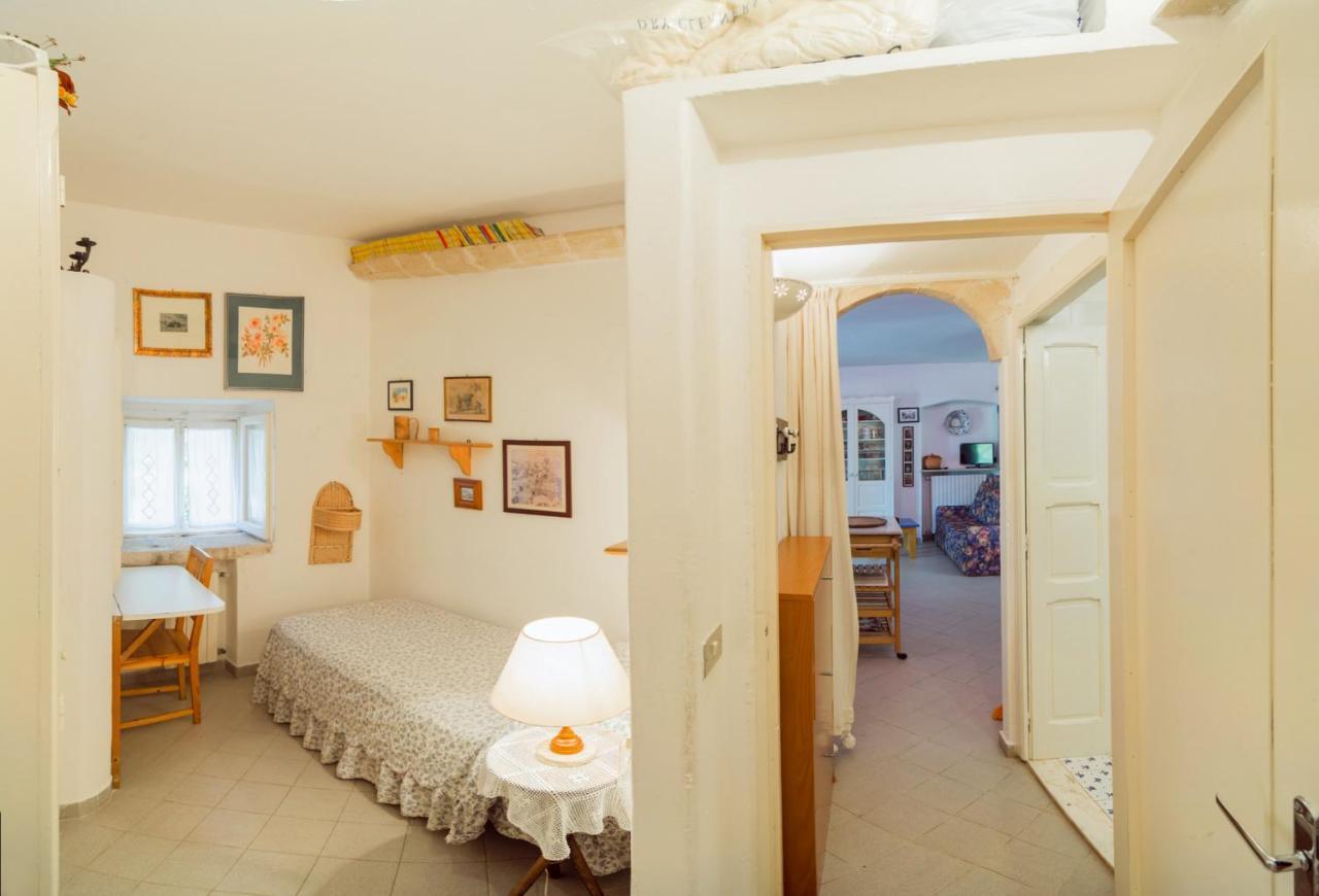 Holiday home Trulli Girasoli E Viole