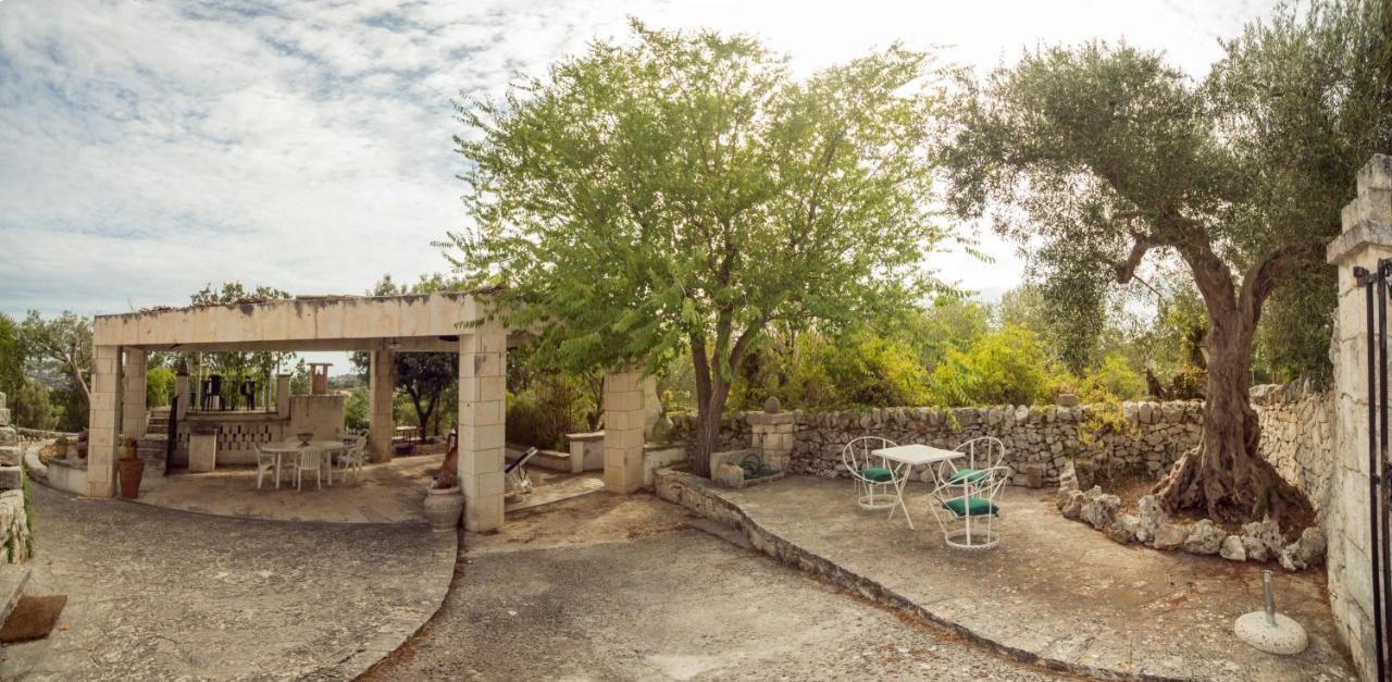 Trulli Girasoli E Viole *