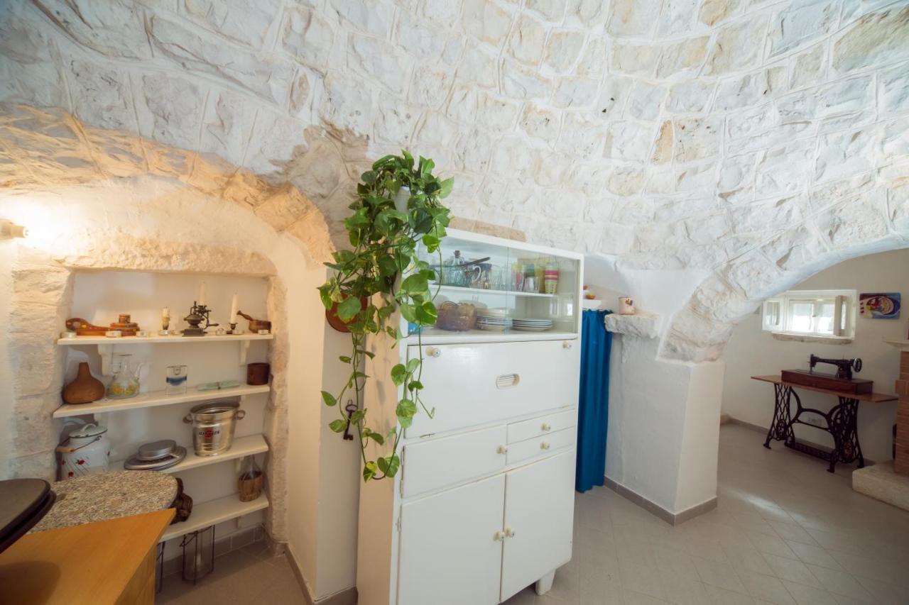 Holiday home Trulli Girasoli E Viole