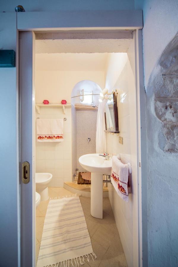 Holiday home Trulli Girasoli E Viole *