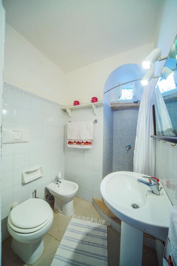 Holiday home Trulli Girasoli E Viole *